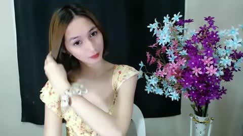 Snapshot of elora_charming chatting on 01-19-25, 09:55 elora_charming online show from 01-19-25, 09:55