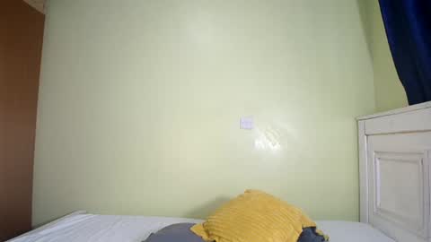Snapshot of elowen655796 chatting on 07-06-26, 08:55 ELOWENA online show from 07-06-26, 08:55
