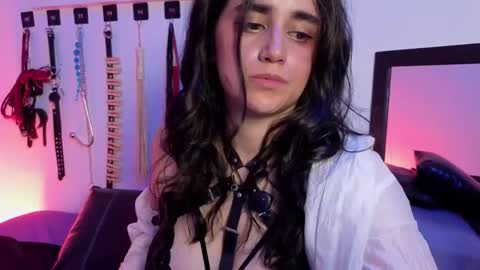 elowen_halley1 online show from 02-21-26, 11:33