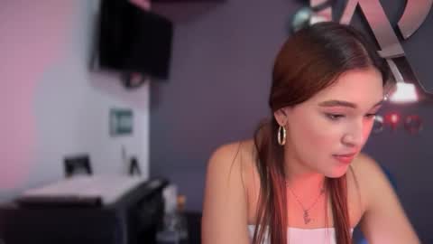 Snapshot of elsa_koch chatting on 09-22-25, 07:49 ELSA online show from 09-22-25, 07:49