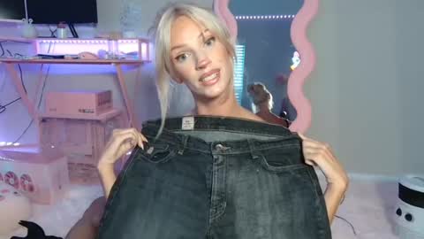 elsa_may online show from 06-12-26, 12:31