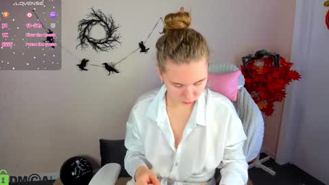 Elsie online show from 11-01-25, 01:07