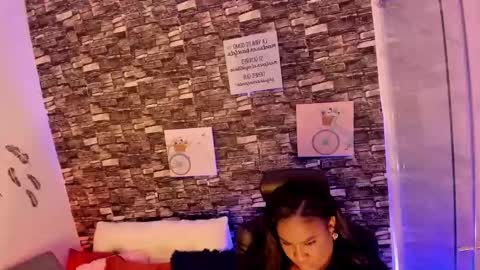 Snapshot of elsiemorrison chatting on 09-09-25, 12:59 elsiemorrison online show from 09-09-25, 12:59