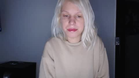 Snapshot of elssa_rush chatting on 10-03-25, 11:13 elssa_rush online show from 10-03-25, 11:13