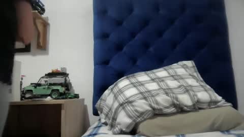 Snapshot of elvergudo0 chatting on 01-26-25, 07:10 Diego online show from 01-26-25, 07:10