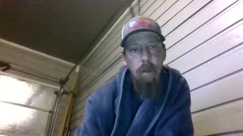 Snapshot of elwooood7 chatting on 03-15-26, 11:38 elwooood7 online show from 03-15-26, 11:38