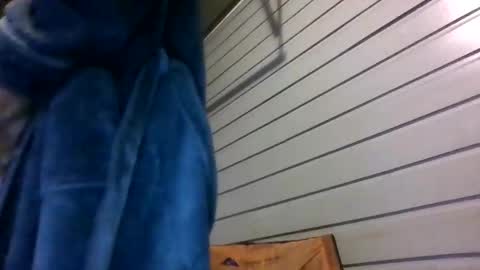 Snapshot of elwooood7 chatting on 04-18-26, 11:47 elwooood7 online show from 04-18-26, 11:47