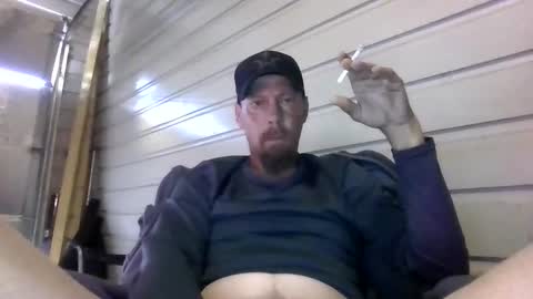 Snapshot of elwooood7 chatting on 04-24-26, 02:08 elwooood7 online show from 04-24-26, 02:08