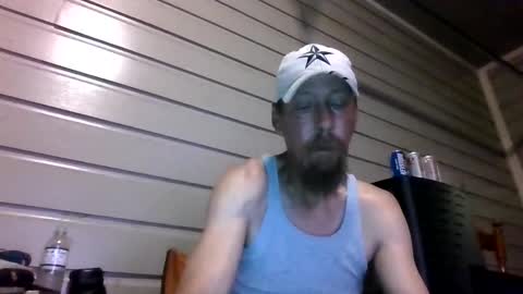 Snapshot of elwooood7 chatting on 06-06-26, 10:31 elwooood7 online show from 06-06-26, 10:31