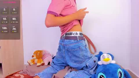 Snapshot of ely_king chatting on 06-16-26, 07:05 E L Y K I N G online show from 06-16-26, 07:05