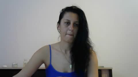 Snapshot of elybely chatting on 03-23-26, 06:06 elybely online show from 03-23-26, 06:06