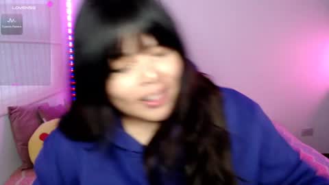 Snapshot of elymoon chatting on 07-09-26, 11:09 Ely online show from 07-09-26, 11:09