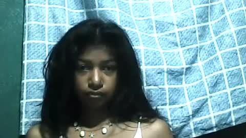 elynah195043 online show from 07-30-26, 08:02