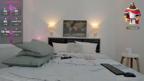 Elysia Storm online show from 10-12-25, 05:45