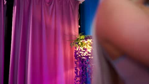 Elyssa online show from 07-16-26, 07:09