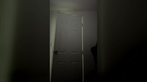 em3rald9090 online show from 01-13-26, 08:08