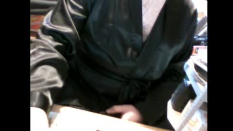 Snapshot of em_79 chatting on 04-02-26, 09:18 Em online show from 04-02-26, 09:18