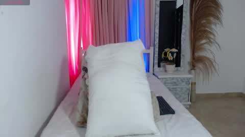 A N D R E A online show from 02-19-25, 09:17