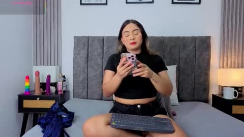 Ema online show from 11-18-25, 10:14