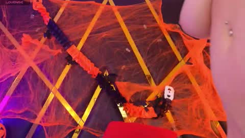 Emma online show from 10-31-25, 11:55