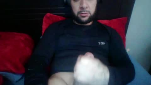 Snapshot of emecuatro20 chatting on 06-18-26, 01:15 emecuatro20 online show from 06-18-26, 01:15