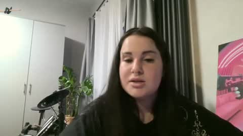 Poly online show from 07-07-26, 06:34