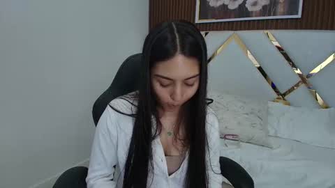 Emily  online show from 12-03-25, 02:19