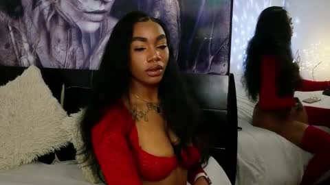 anyelii  online show from 02-18-26, 12:50