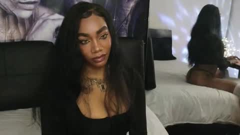 anyelii  online show from 02-24-26, 12:08