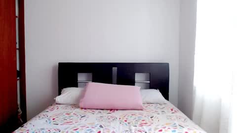 Snapshot of emely_sexx chatting on 11-06-25, 03:02 emely_sexx online show from 11-06-25, 03:02