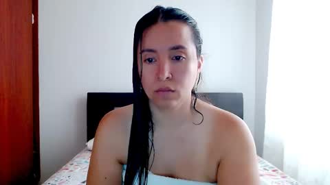 Snapshot of emely_sexx chatting on 11-10-25, 02:38 emely_sexx online show from 11-10-25, 02:38