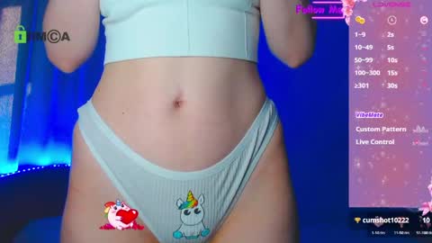 Snapshot of emelycrystal chatting on 05-11-26, 03:34 Emely online show from 05-11-26, 03:34