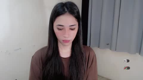 Snapshot of emelyn_fuckdoll chatting on 02-13-25, 06:41 Scarlett online show from 02-13-25, 06:41