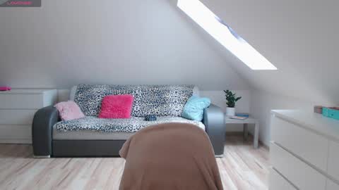 just me online show from 04-16-26, 08:26