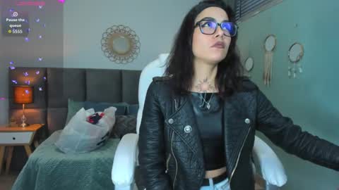 Esmeralda online show from 02-11-26, 12:32