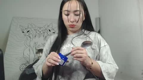 Snapshot of emiantonella_ chatting on 05-24-26, 12:04 Antonella online show from 05-24-26, 12:04