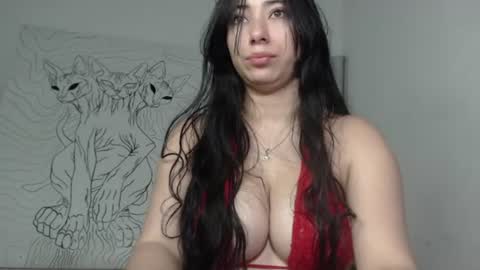 Snapshot of emiantonella_ chatting on 06-14-26, 02:24 Antonella online show from 06-14-26, 02:24