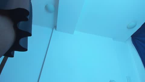 Emi online show from 01-20-25, 06:43