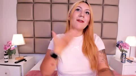 EMILY ROBERTS online show from 02-09-25, 05:50