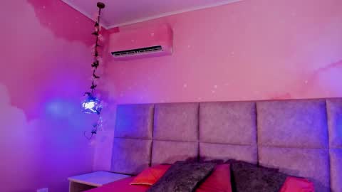 Emiily Grace online show from 06-10-26, 11:42