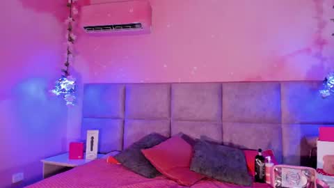 Emiily Grace online show from 07-30-26, 11:42