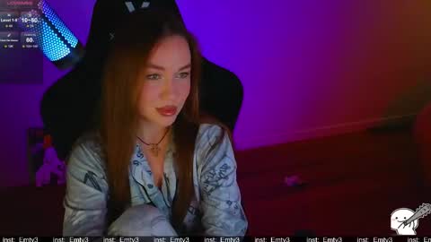 Snapshot of emili1_bc chatting on 05-04-26, 10:00 Emili online show from 05-04-26, 10:00