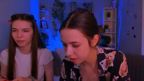 Snapshot of emilia_fly chatting on 07-18-26, 11:14 Emi online show from 07-18-26, 11:14