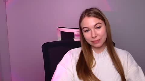 Emilia online show from 01-29-25, 12:56