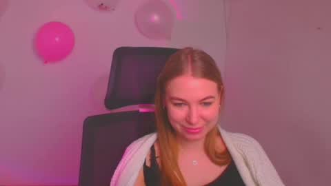 Emilia online show from 02-17-25, 09:13