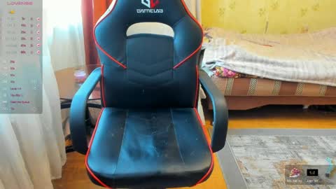 Emilia online show from 04-23-26, 12:29