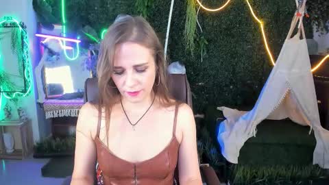 Emilia Bedy online show from 11-10-25, 05:06
