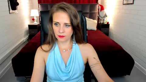 Snapshot of emiliabedy chatting on 07-01-26, 09:22 Emilia Bedy online show from 07-01-26, 09:22