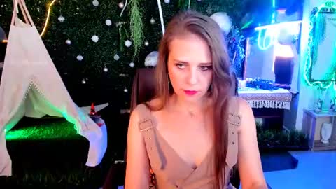 Snapshot of emiliabedy chatting on 07-17-26, 09:05 Emilia Bedy online show from 07-17-26, 09:05