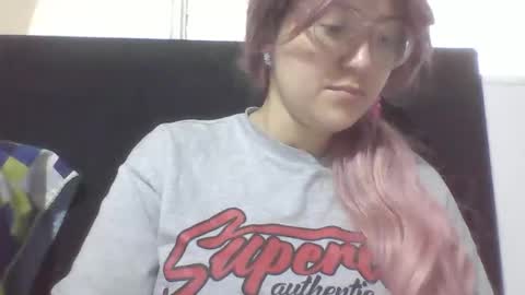 emiliahoney online show from 01-17-26, 01:16